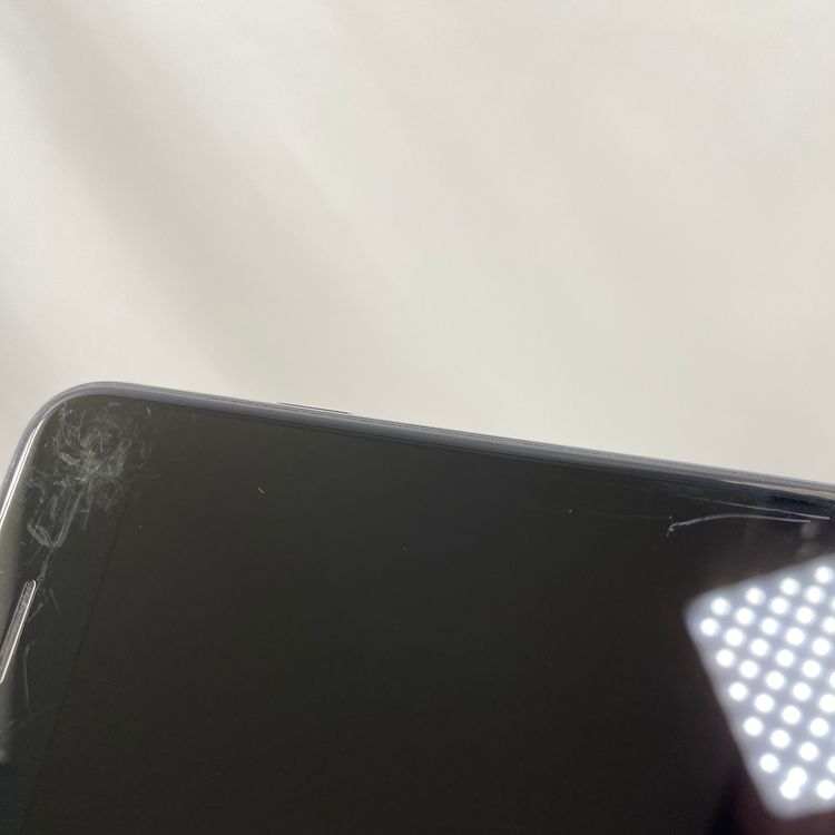 iPhone SE 3  64GB ߥåɥʥ 81% SIMåѤ