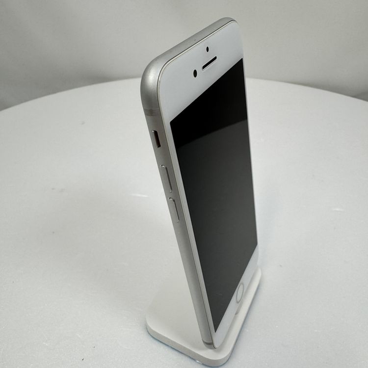 iPhone 8  64GB ����С�  SIM���å�����Ѥ�