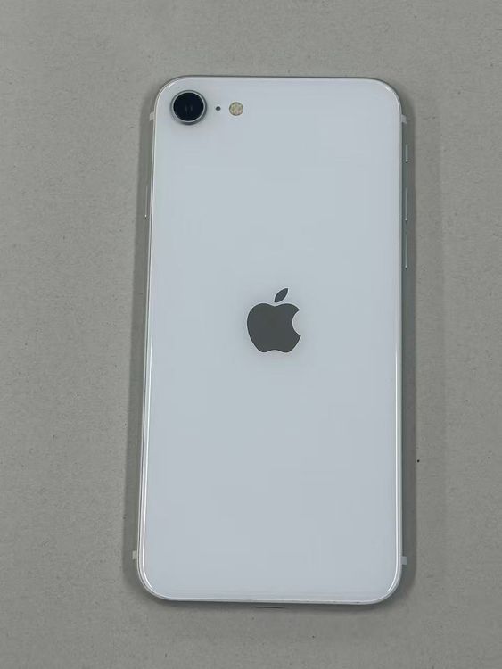 �ڥݥ��åȥ⡼���iphone SE ��2���� 64GB DOCOMO �ۥ磻��