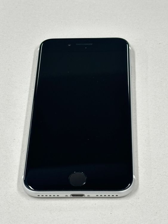 �ڥݥ��åȥ⡼���iphone SE ��2���� 64GB DOCOMO���ۥ磻��