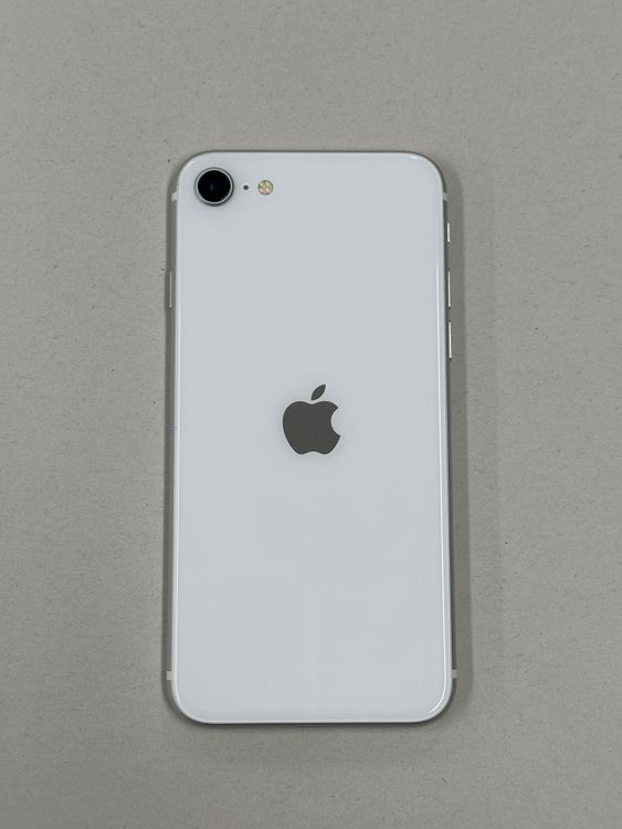 �ڥݥ��åȥ⡼���iPhone SE����2�����64GB �ۥ磻�� DOCOMO