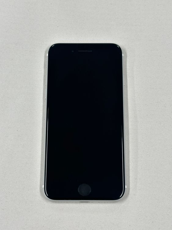�ڥݥ��åȥ⡼���iphone SE ��2���� 64GB DOCOMO���ۥ磻��