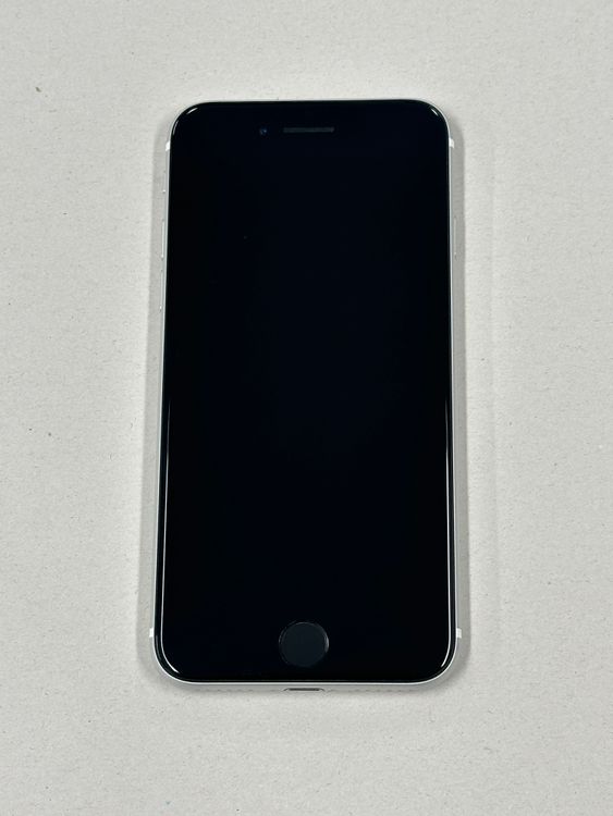 �ڥݥ��åȥ⡼���iphone SE ��2���� 64GB DOCOMO���ۥ磻��