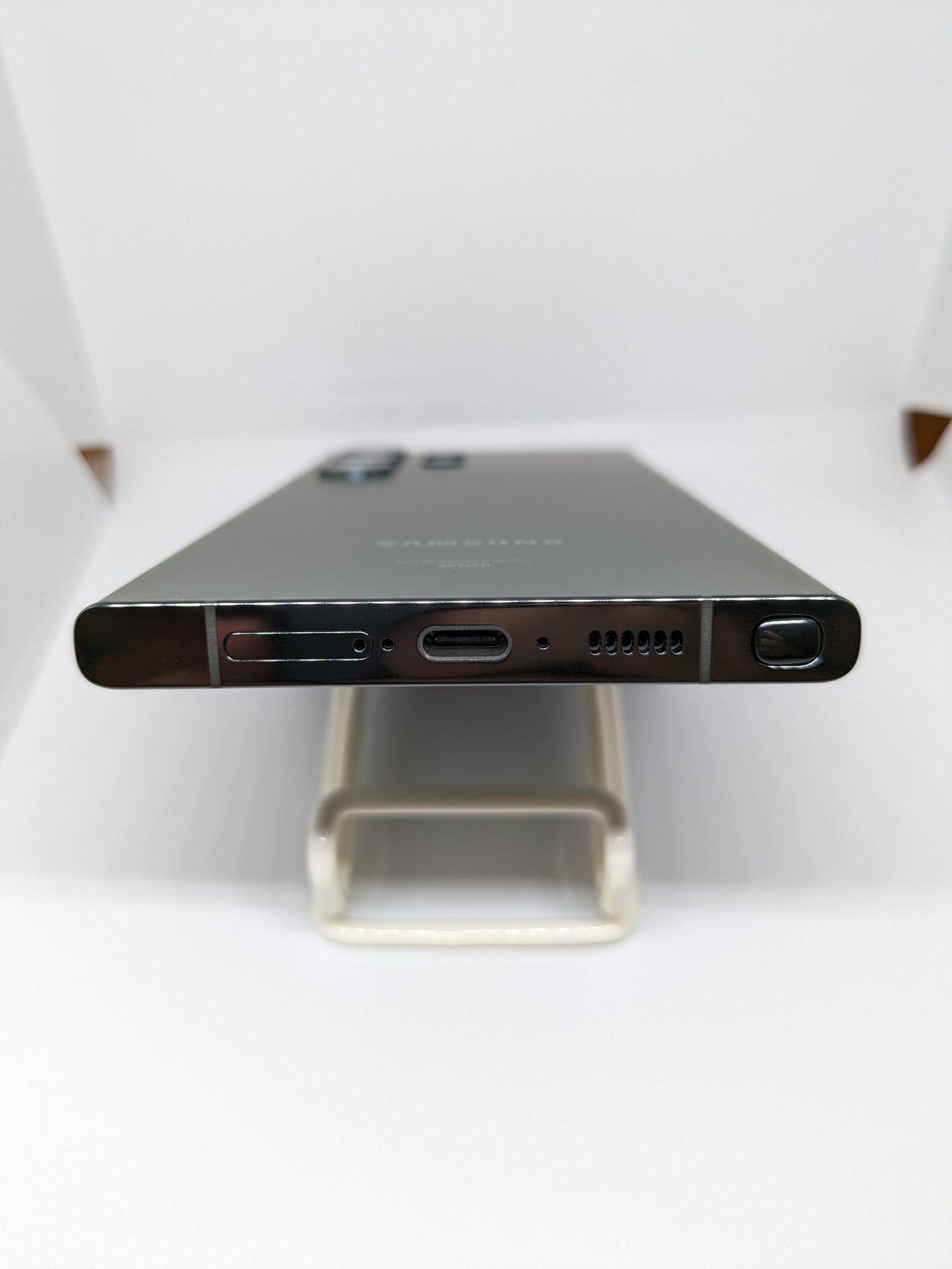 ムスビー｜【赤ロム永久保証・極美品】au版 Galaxy S23 Ultra SCG20 