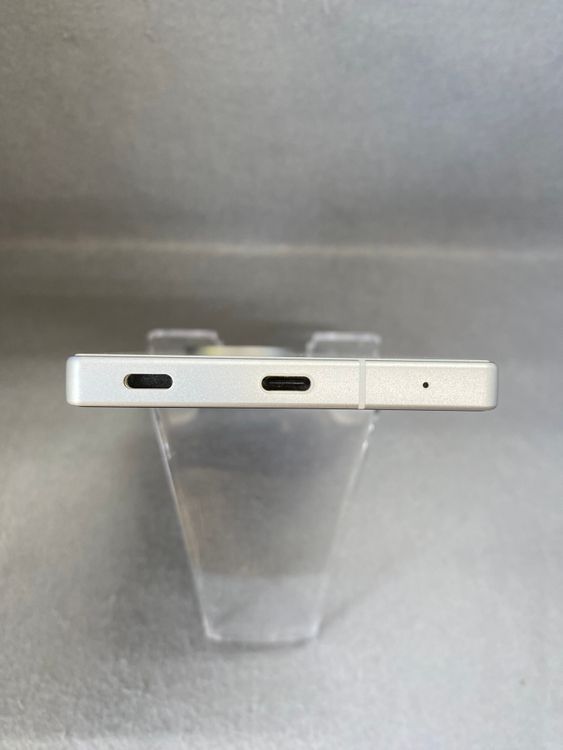 Ķ���� ������ SIM�ե꡼ A401SH AQUOS R9 256GB �ۥ磻�ȿ�