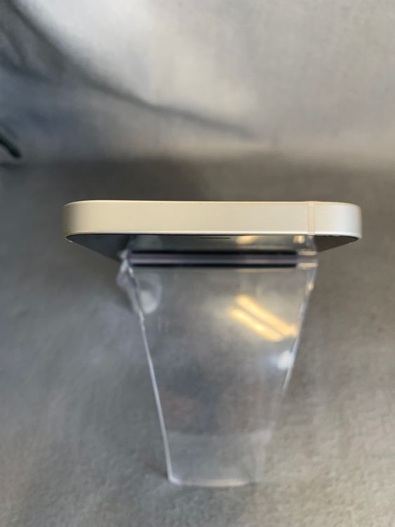 ���ʡ������ǡ�SIM�ե꡼��iPhone12 128GB �ۥ磻�ȿ�