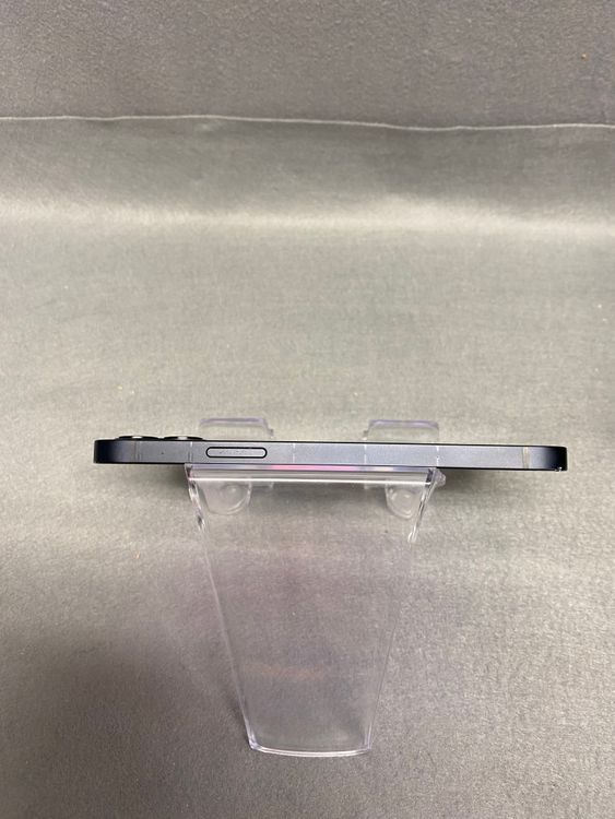 ���ʡ������ǡ�SIM�ե꡼��iPhone 12 64GB �֥�å���