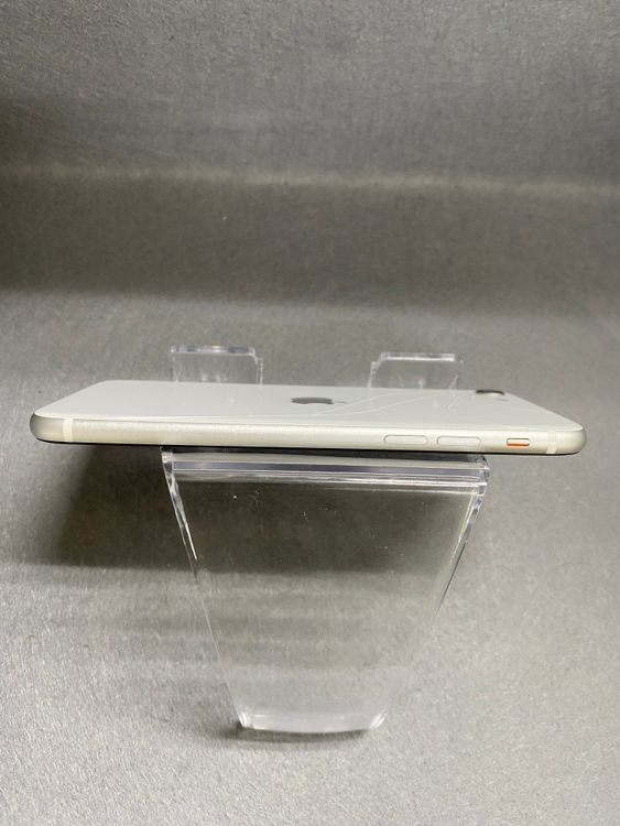��š������ǡ�SIM�ե꡼��iPhoneSE �裲���� 128GB �ۥ磻�ȿ�