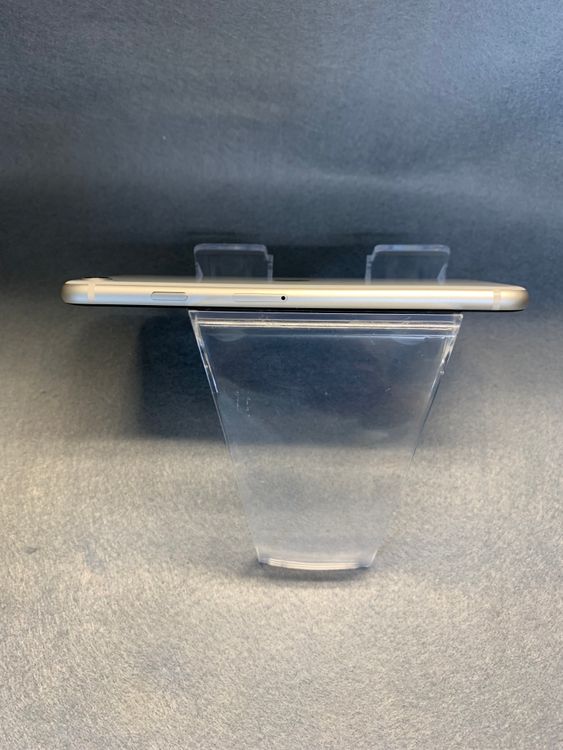 Ķ���� ������ SIM�ե꡼ iPhoneSE ��3���� 128GB �������饤�ȿ�