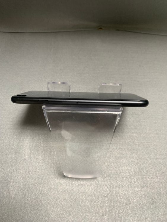   SIMե꡼ iPhoneSE 2 64GB ֥å