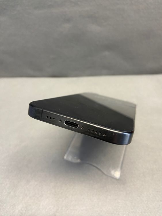 ���� ������ SIM�ե꡼ iPhone15 Pro 1TB  �֥�å������˥��࿧