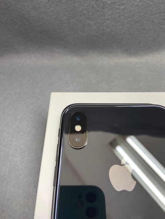 Ķ���� ������ SIM�ե꡼ iPhone X 256GB ���ڡ������졼��