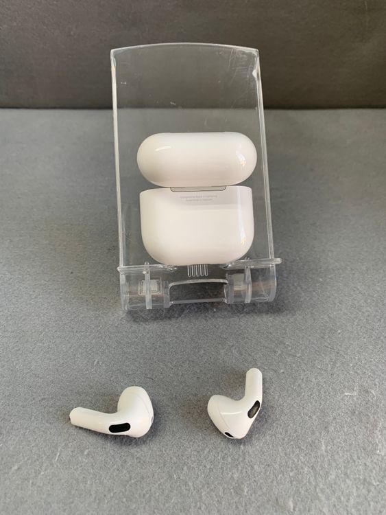 ���� AirPods ��4���� �Υ�������󥻥����ܥ�ǥ�