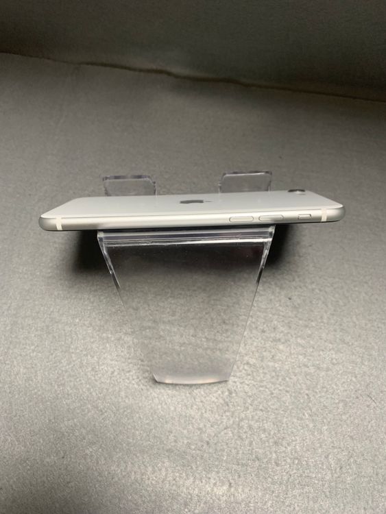 ���� ������ SIM�ե꡼ iPhoneSE ��2���� 64GB �ۥ磻�ȿ�