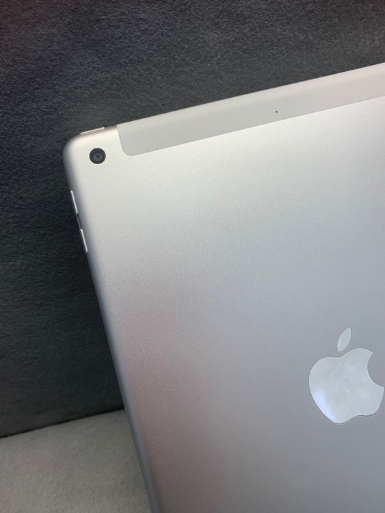 Ķ���� iPad ��6���� 9.7����� 32GB Wi-Fi + Cellular�� ����С���