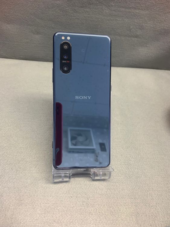 ���� ������ SIM�ե꡼ Sony Xperia 5 II 128GB �֥롼����SOG02
