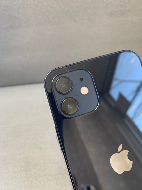 ���� Apple���ȥ��� SIM�ե꡼ iPhone12 128GB �֥�å���