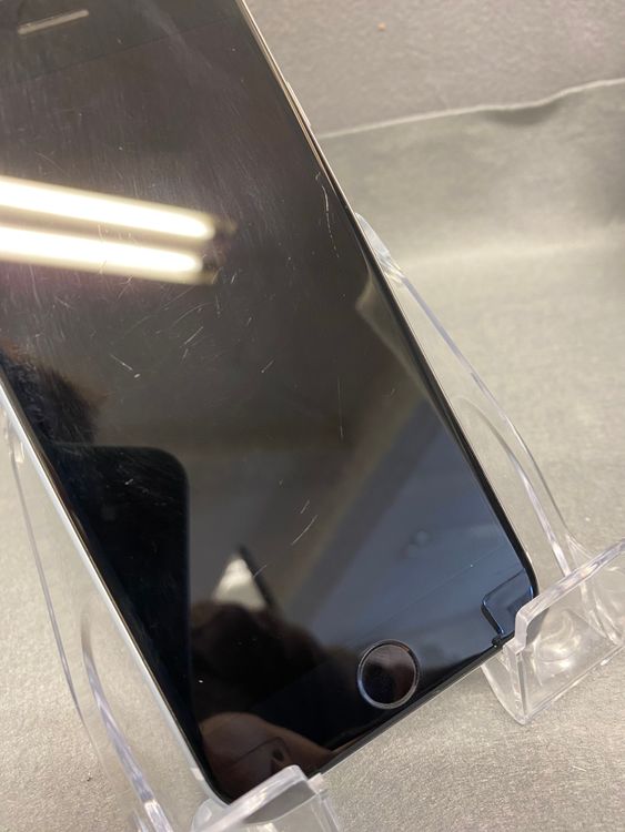 ���ʡ������ǡ�SIM�ե꡼��iPhone SE �������塡256GB �ۥ磻�ȿ�