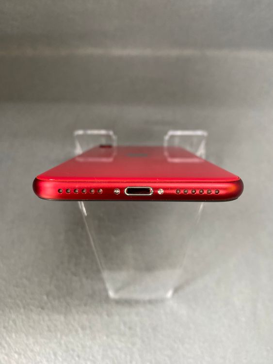 ���ʡ������ǡ�SIM�ե꡼��iPhoneSE ��2���� 64GB ��åɿ�