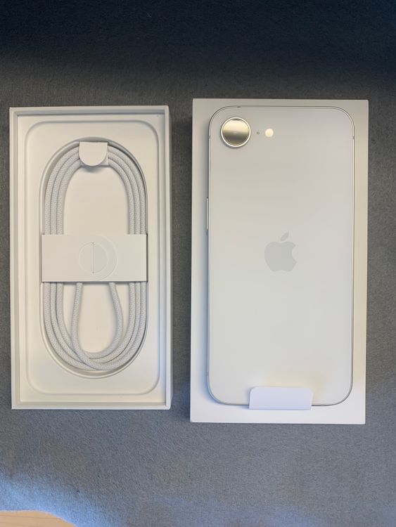 ����̤���ѡ�������SIM�ե꡼��iPhone 17e 256GB �ۥ磻�ȿ�