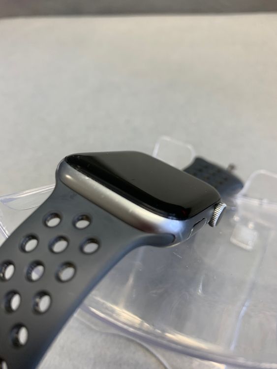 ��� ������ Apple Watch Series4 GPS�� 44mm 16GB  ���ڡ������쥤
