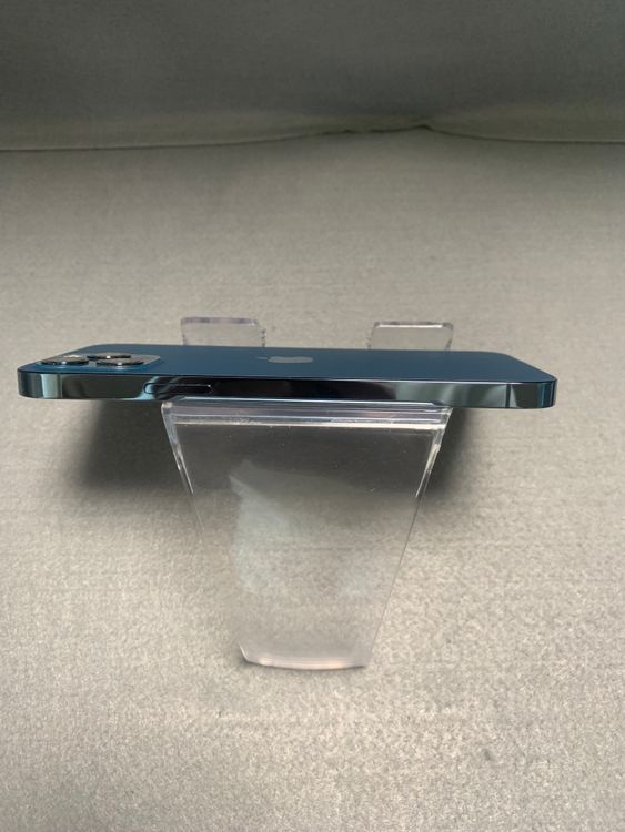 Ķ���� ������ SIM�ե꡼ iPhone12 Pro 128GB �ѥ��ե��å��֥롼��