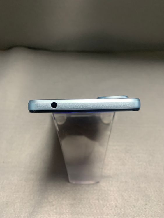 美品 SIMフリー  MOTOROLA e32(s) 8GB ROM 64GB ミスティブルー色