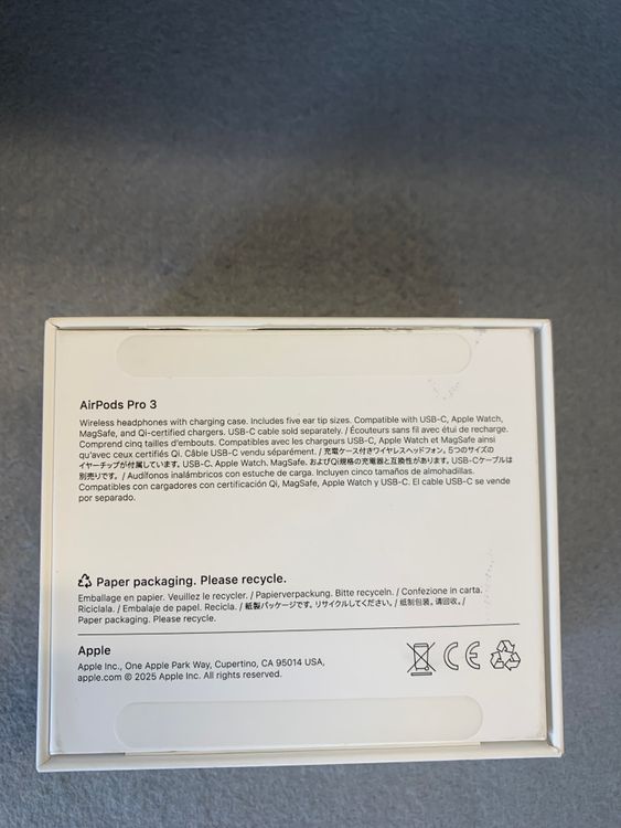 ���ʡ�AirPods �裳����ڸ����ݾڤ���ۡ�MFHP4J/A