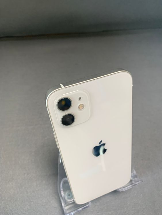 美品 国内版 SIMフリー iPhone 12 64GB ホワイト色