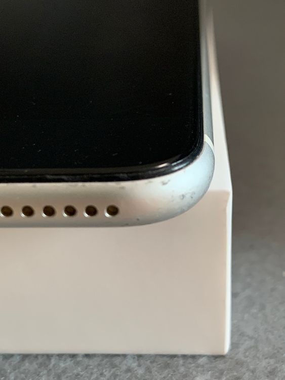   SIMե꡼ iPhone SE( 64GB ۥ磻ȿ