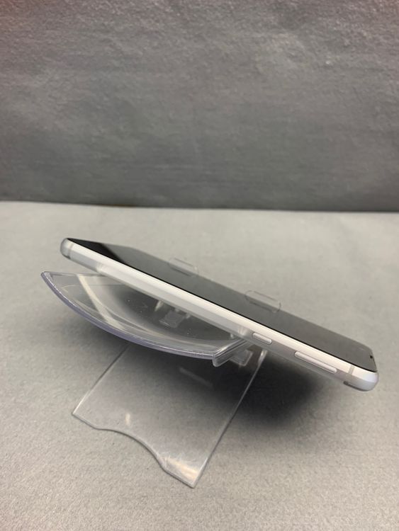 ������� ������ SIM�ե꡼ AQUOS sense3 basic 32GB ����С���