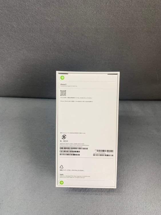 ����̤���� Apple���ȥ��� SIM�ե꡼ iPhone17 256GB �֥�å���