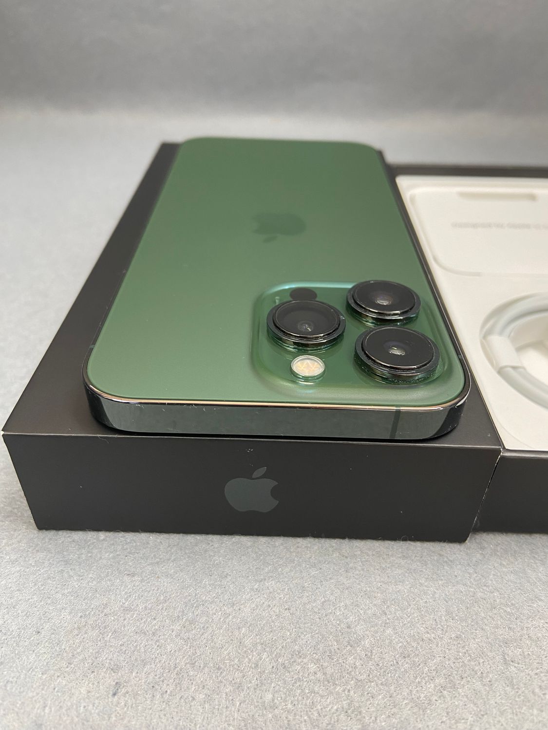 ムスビー｜超美品 国内版 SIMフリー iPhone13 Pro 128GB アルパインク