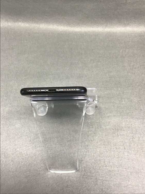 ���� ������ SIM�ե꡼ iPhoneSE ��2���� 128GB �֥�å���