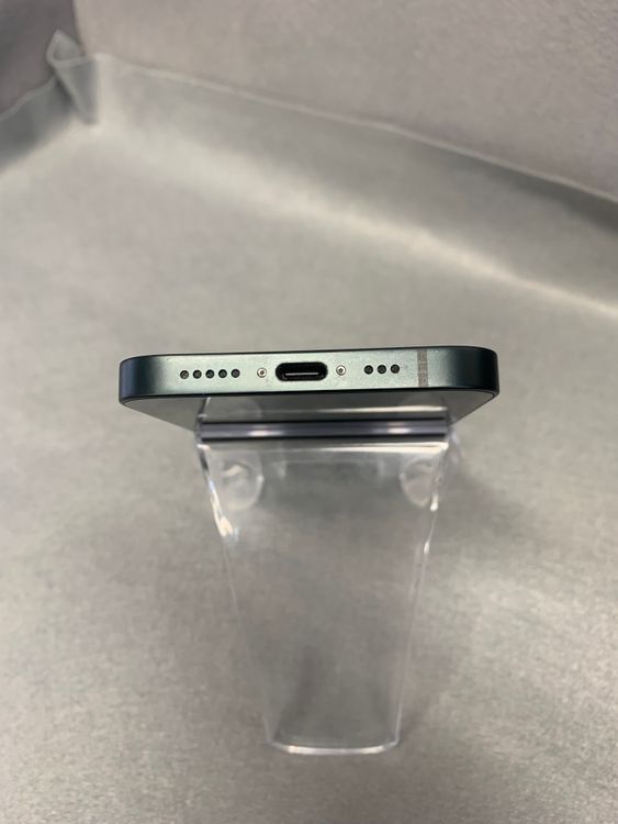 Ķ���ʡ������ǡ�SIM�ե꡼��iPhone16e 128GB���֥�å���