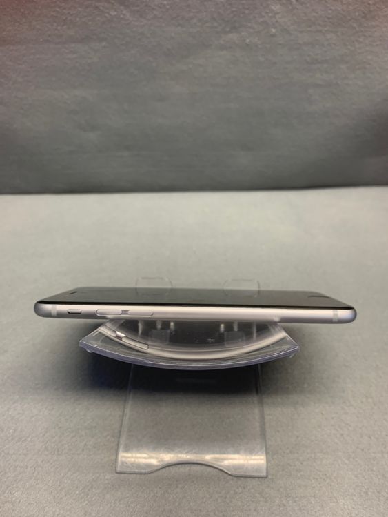 Ķ���ʡ������ǡ�SIM�ե꡼��iPhone6S 64GB ���ڡ������쥤��