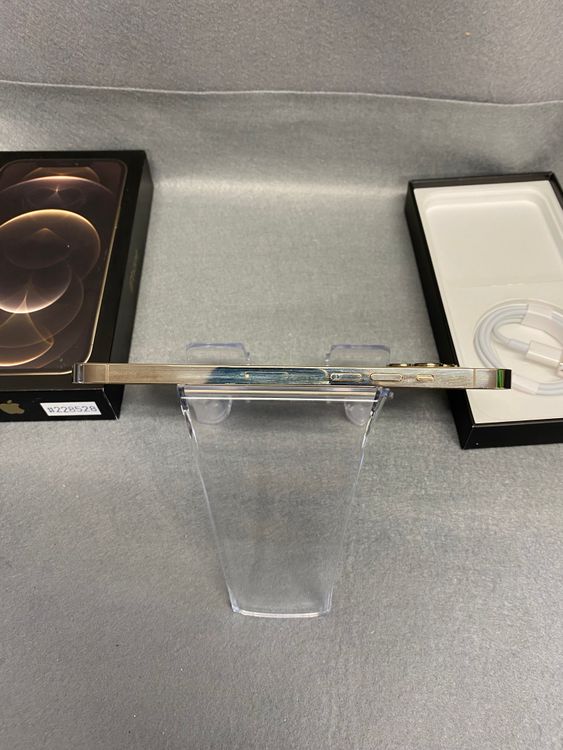 Ķ���ʡ������ǡ�SIM�ե꡼��iPhone12 Pro max 512GB ������ɿ�