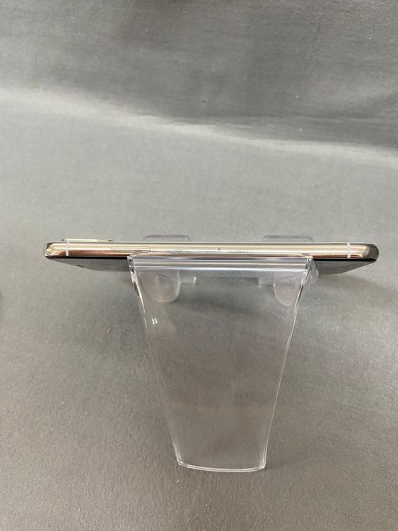 Ķ���� ������ SIM�ե꡼ iPhoneXS 64GB ����С���
