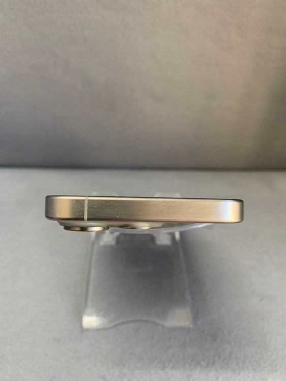 Ķ���� Apple���ȥ��� iPhone15 Pro 256GB �ʥ���������˥��࿧