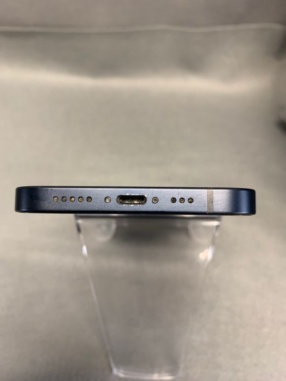 ���ʡ������ǡ�SIM�ե꡼��iPhone12 128GB �֥�å���