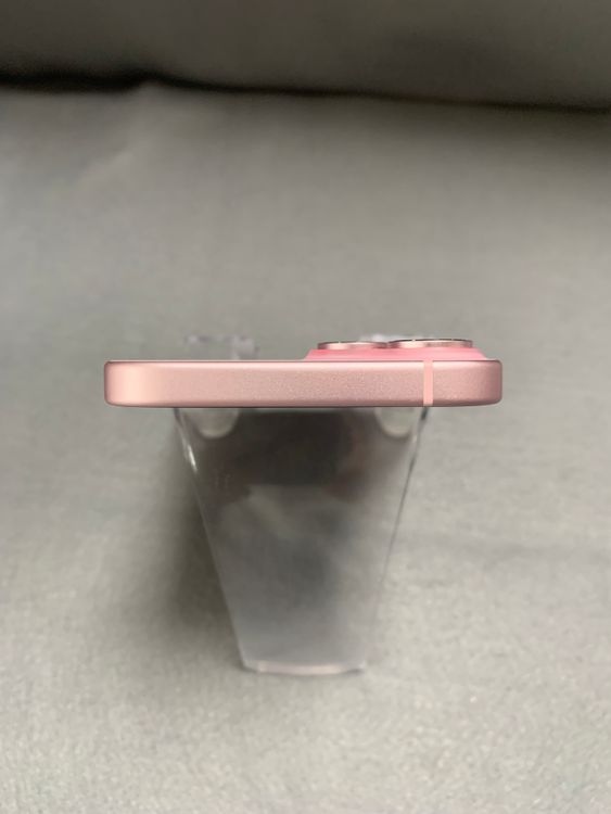 超美品 Appleストア版 SIMフリー iPhone15 128GB ピンク色