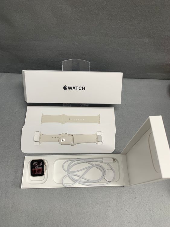 Ķ���� Apple Watch SE ��3���� 64GB GPS��ǥ� 40mm �������饤��