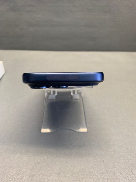 Ķ���ʡ������ǡ�SIM�ե꡼��iPhone17 pro 256gb  �ǥ����ץ֥롼��