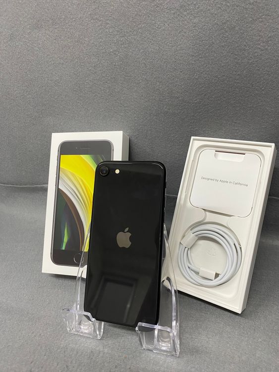 ���� ������ SIM�ե꡼iPhoneSE����2���塡64GB �֥�å���