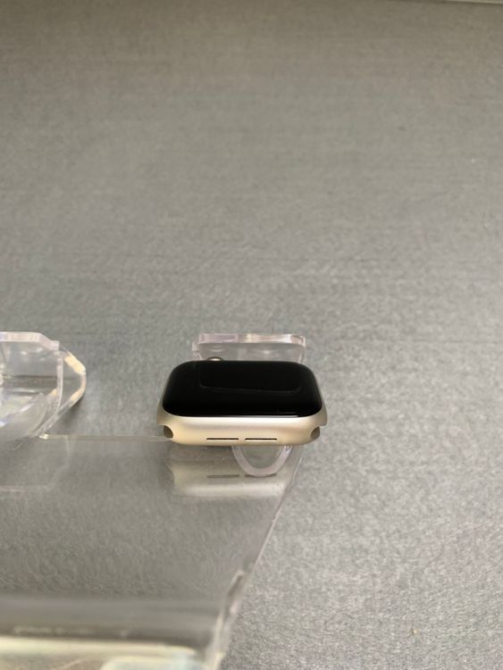 Ķ Apple Watch SE 2 GPS 32GB 40mm