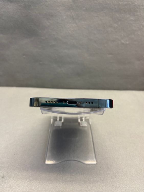 ���� Apple���ȥ��� SIM�ե꡼ iPhone12 Pro 256GB �ѥ��ե��å��֥롼��