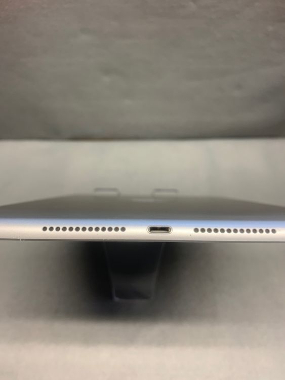 ������� iPad ��7���� 128GB Wi-Fi+Cellular�� ����С���