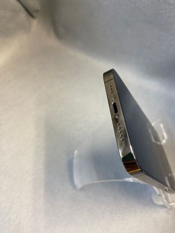 ���ʡ������ǡ�SIM�ե꡼��iPhone12 pro 256GB ���졼��