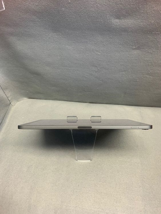 ���� ������ iPad Air ��5���� 10.9����� 64GB Wi-Fi�� ���ڡ������졼��