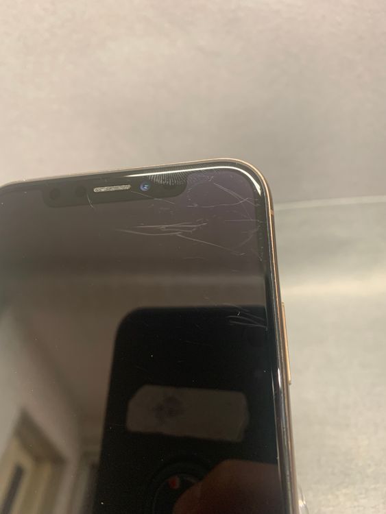 ������š������ǡ�SIM�ե꡼��iPhone XR�� 64GB ������뿧